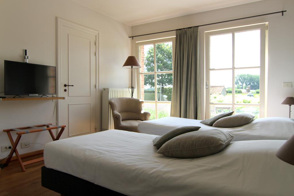 Laarne B&B 'T Groene Genoegen الغرفة الصورة